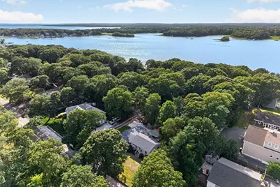 203 Monomoscoy Rd, Mashpee, MA 02649 - Photo 26