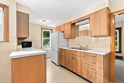 11 Newton Street, Montague, MA 01349 - Photo 8