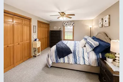 239 Presidential Dr, Abington, MA 02351 - Photo 10