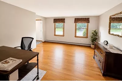 239 Presidential Dr, Abington, MA 02351 - Photo 6