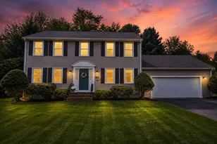 239 Presidential Dr, Abington, MA 02351 - Photo 2
