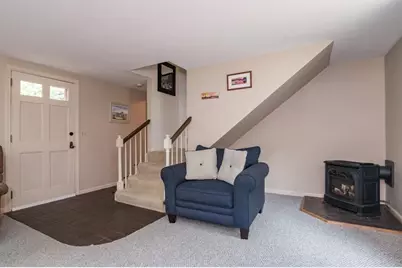 2 Lakeview Ave, Granby, MA 01033 - Photo 16