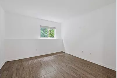 5455 N Main St #11A, Fall River, MA 02720 - Photo 12
