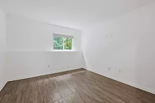 5455 N Main St, Fall River, MA 02720 - Photo 12