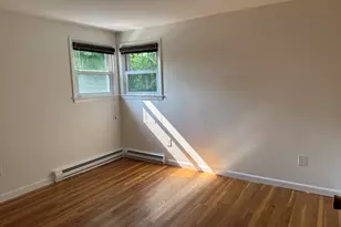 585 Burncoat, Worcester, MA 01606 - Photo 16