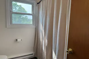 585 Burncoat, Worcester, MA 01606 - Photo 14