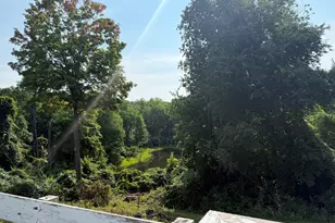 585 Burncoat, Worcester, MA 01606 - Photo 20