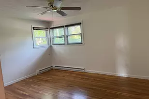 585 Burncoat, Worcester, MA 01606 - Photo 10