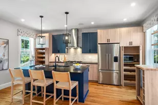 53 Bailey St, Boston, MA 02124 - Photo 6