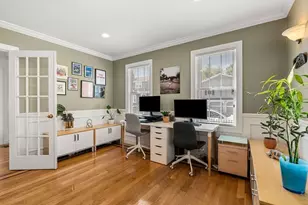27 Hillock St, Boston, MA 02131 - Photo 14