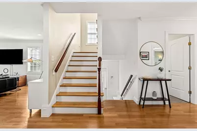 27 Hillock St, Boston, MA 02131 - Photo 20