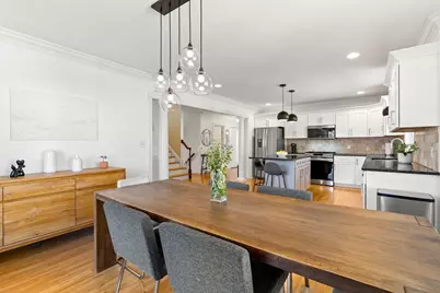 27 Hillock St, Boston, MA 02131 - Photo 10