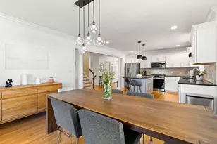 27 Hillock St, Boston, MA 02131 - Photo 10