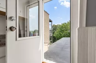 109 Eutaw St, Boston, MA 02128 - Photo 20