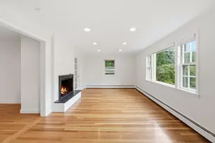 8 Wilson St, Wellesley, MA 02482 - Photo 6