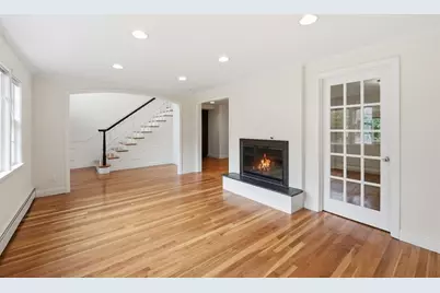 8 Wilson St, Wellesley, MA 02482 - Photo 16