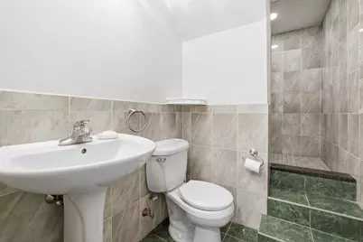8 Wilson St, Wellesley, MA 02482 - Photo 20