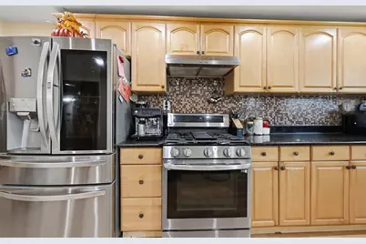 47 Chestnut St, Lynn, MA 01902 - Photo 14