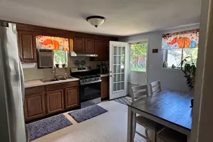 22 Hurley Circle, Marlborough, MA 01752 - Photo 2