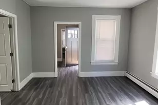 223 Concord St, Lowell, MA 01852 - Photo 8