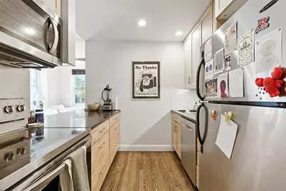 30-34 E Concord St #11, Boston, MA 02118 - Photo 8