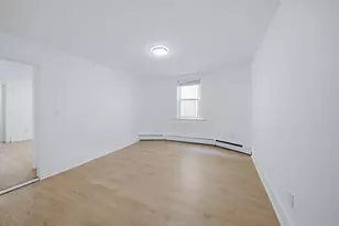 127-129 Cedar St, Haverhill, MA 01830 - Photo 4