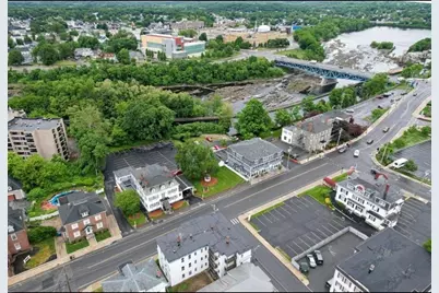 298 Pawtucket Street #2, Lowell, MA 01854 - Photo 4