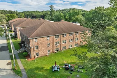 8 Carriage Hill Rd #17, Amesbury, MA 01913 - Photo 12