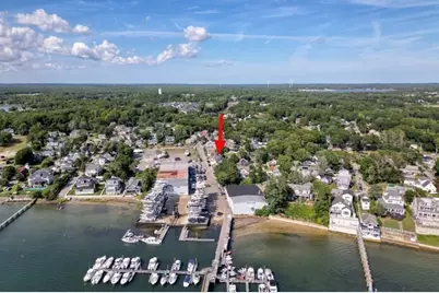 8 Green St, Wareham, MA 02558 - Photo 4