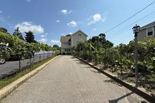 54 Pleasant St, Wareham, MA 02571 - Photo 20