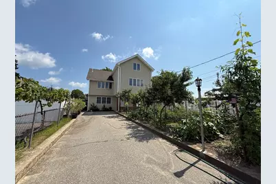 54 Pleasant St #A, Wareham, MA 02571 - Photo 2