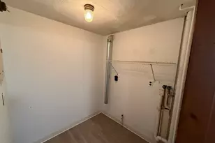 54 Pleasant St, Wareham, MA 02571 - Photo 6