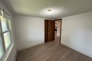 54 Pleasant St, Wareham, MA 02571 - Photo 12