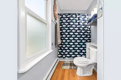 21 Salisbury St, New Bedford, MA 02744 - Photo 18