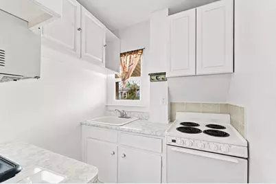21 Salisbury St, New Bedford, MA 02744 - Photo 24
