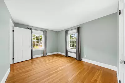 21 Leroy Ave, Haverhill, MA 01835 - Photo 4