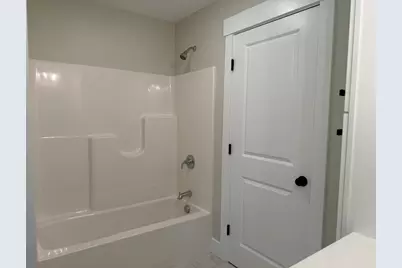 480 Wareham St #14, Middleborough, MA 02346 - Photo 12