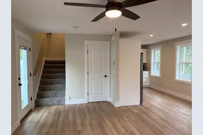 480 Wareham St #14, Middleborough, MA 02346 - Photo 4