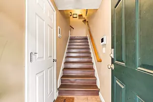 1284 County St, Attleboro, MA 02703 - Photo 6