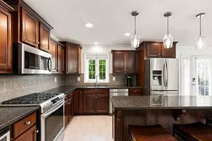 1284 County St, Attleboro, MA 02703 - Photo 12