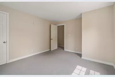 6 Tyler St, Boston, MA 02136 - Photo 18