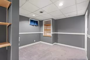 6 Tyler St, Boston, MA 02136 - Photo 22