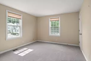 6 Tyler St, Boston, MA 02136 - Photo 18