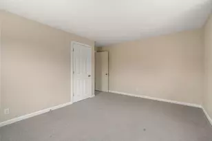 6 Tyler St, Boston, MA 02136 - Photo 18