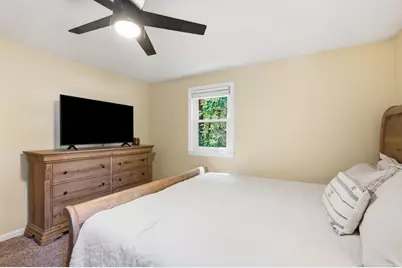 668 Summer St, Rockland, MA 02370 - Photo 14