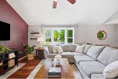 668 Summer St, Rockland, MA 02370 - Photo 4