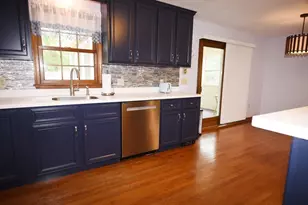16 Arrow Dr, Whitman, MA 02382 - Photo 6