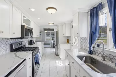 107 Pond St, Rockland, MA 02370 - Photo 12