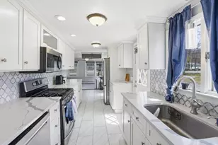 107 Pond St, Rockland, MA 02370 - Photo 12