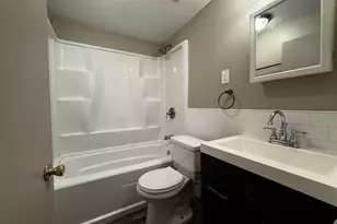1870 Beacon St, Brookline, MA 02445 - Photo 6